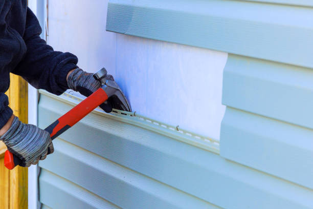 Reliable Siding Repair contractor in Cambridge, MN by Creative Siding